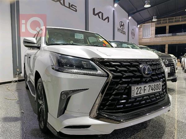 Lexus for sale in Iraq